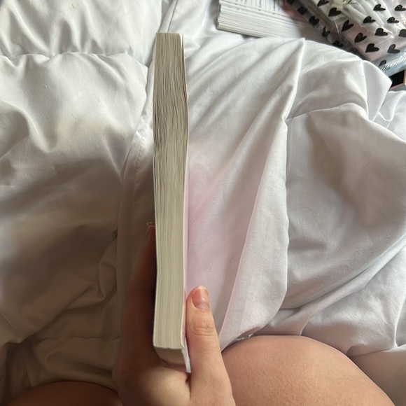 MARY KAY ASH BOOK - Picture 4 of 4